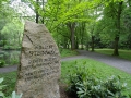 Steinway-Gedenkstein im Steinway-Park